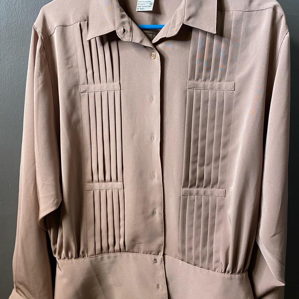 Woman’s Jason Roberts Light Brown Blouse size 16